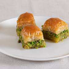 GÜNLÜK ÖZEL ANTEP BAKLAVASI
